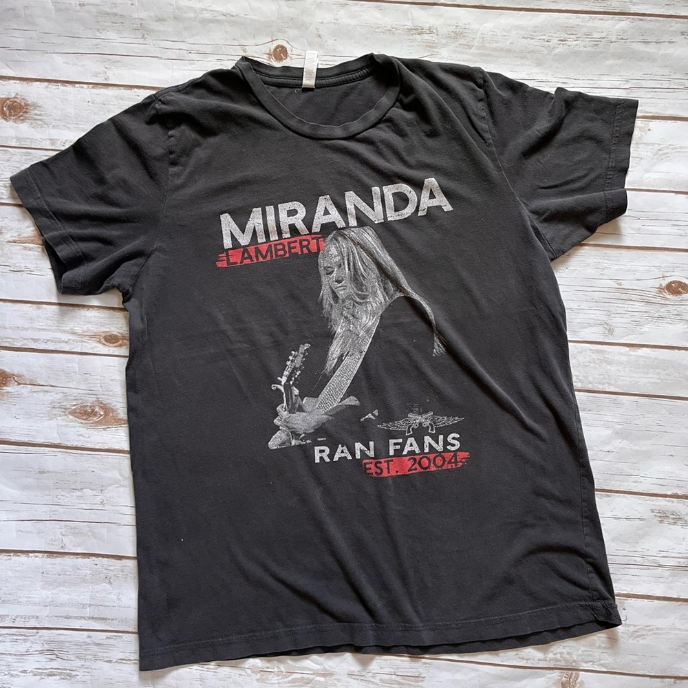 💜Miranda Lambert ran fans graphic tee